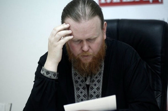 Речник УПЦ КП зізнався, що молиться "мовою окупантів"
