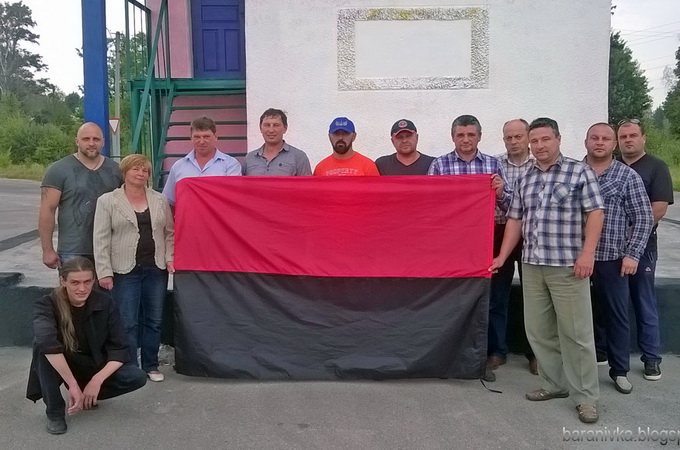 В Баранівці зафарбували образ Іісуса Христа за сепаратизм та належність до "руського миру"