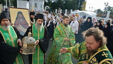 Мощі преподобного Силуана Афонського і Чудотворний образ Спасителя прибули в Орел