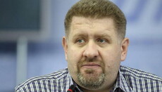 Politologist: Poroshenko decides to go down in history by creating "local church" at all costs