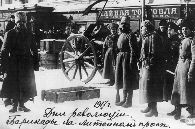 Предстоятель РПЦ: 100-летие революции – повод для молитвы и размышлений