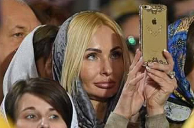 "Solid Lord for lords": social networks respond to Easter selfies in church