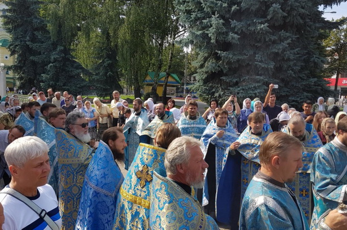 Завершается пребывание чудотворных икон в епархиях УПЦ