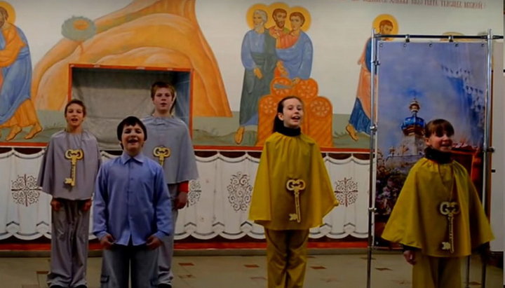 Відео своїх виступів надіслали понад сто учнів недільних та загальноосвітніх шкіл