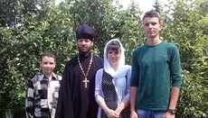 На Волині священика з дітьми виселяють з будинку