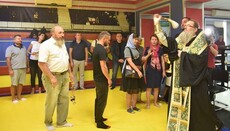 Боксер Василь Ломаченко взяв участь в освяченні спортзалу в Запоріжжі