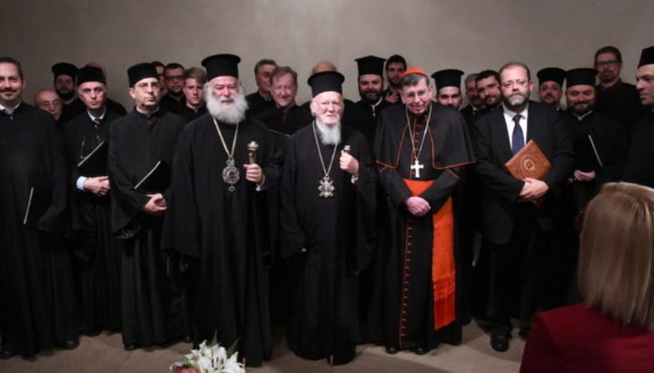Глава Фанару подякував патріарху Феодору за визнання ПЦУ