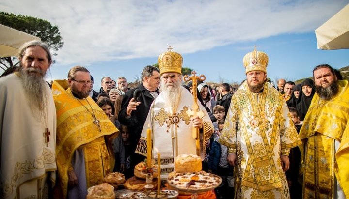 Επίσκοπος Βίκτωρ συλλειτούργησε με τον Σεβ. Αμφιλόχιο στο Μαυροβούνιο