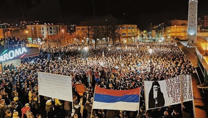 Крестные хода продолжаются в Черногории. Фото: mitropolija.com