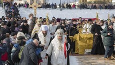 Предстоятель УПЦ освятил Крещенскую купель на Оболони