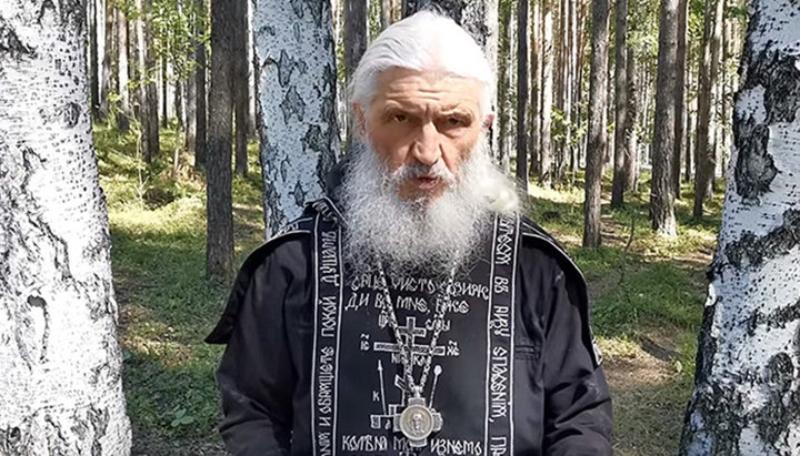 Схиігумен Сергій, якого в РПЦ заборонили в служінні за скандальні заяви про COVID-19. Фото: скріншот відео на YouTube-каналі «Всеволод Могучев»