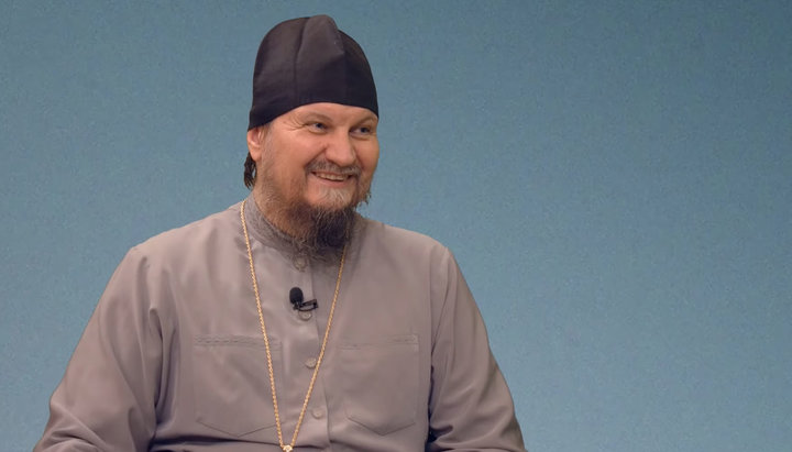 Archimandrite Alipiy: In 1988 Filaret asked, "Why do you need that Lavra?"