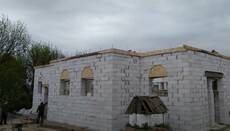 Громада УПЦ села Мошків почала зведення нового храму замість захопленого