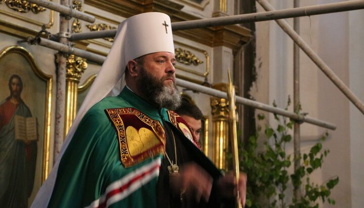 «Ієрарх» ПЦУ Михайло Зінкевич провів «службу» в патріаршій мантії
