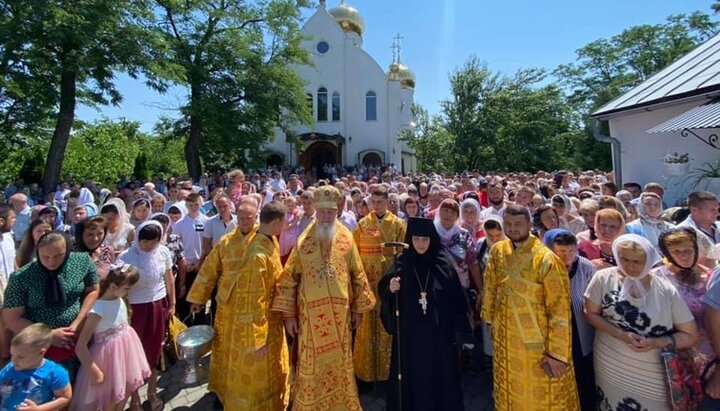 Престольне свято Дубровського монастиря УПЦ на Закарпатті. Фото: m-church.org.ua