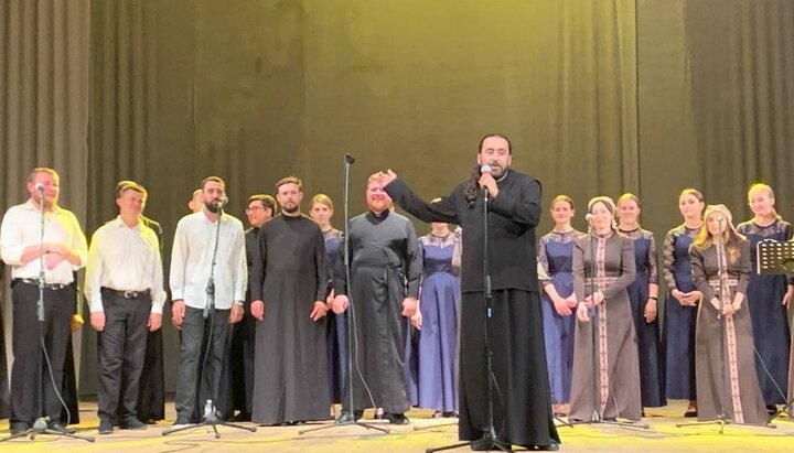 Концерт схиархімандрита Серафима в Рівному. Фото: СПЖ