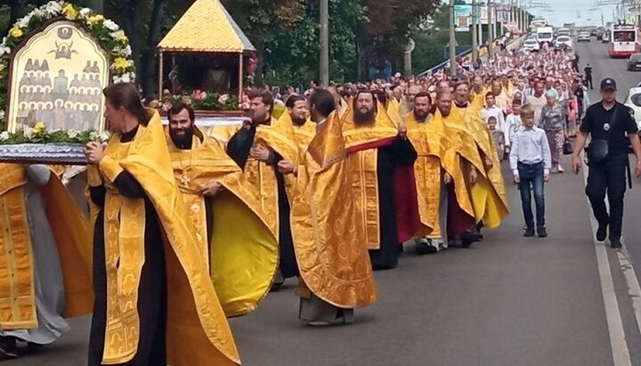 Крестный ход в Луцке. Фото: Евгения Стекунова