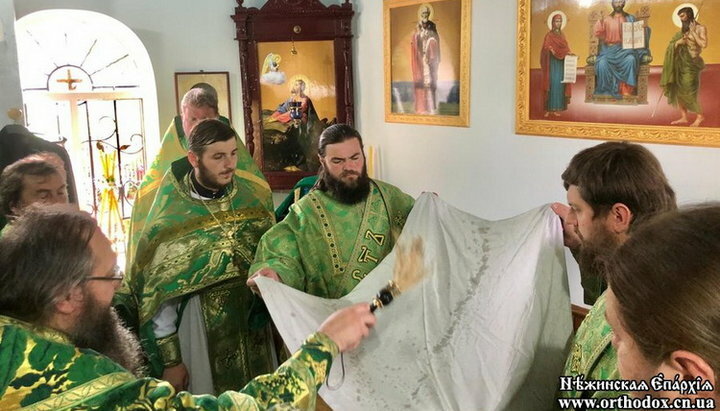 Αντί των καταληφθέντων από OCU ναών σχεδόν παντού χτίσαμε νέους
