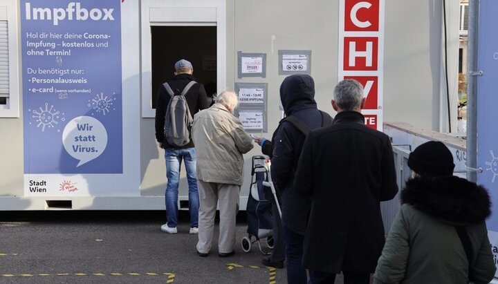 В Австрії планують за відмову від щеплення позбавляти волі