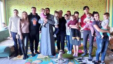 Верующие УПЦ Сараты помогли приюту для пострадавших от домашнего насилия