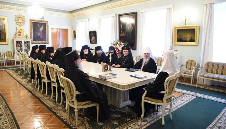 UOC-KP renames dioceses of Greek "metropolitans"