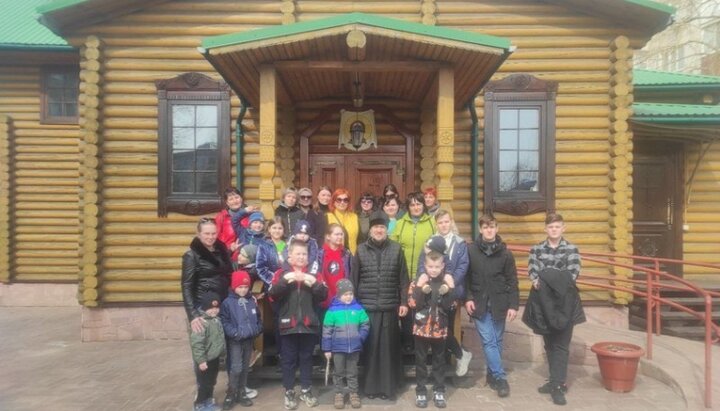 Беженцы и переселенцы в Полтавской семинарии. Фото: missia.org.ua