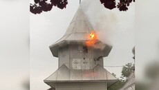 В селе Чудей колокольня храма загорелась из-за удара молнии