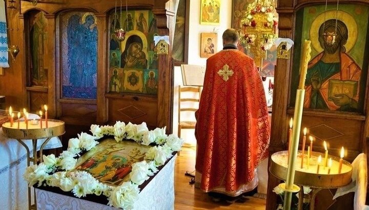 У Франції хочуть знести храм Руського вікаріату Фанара заради автостоянки