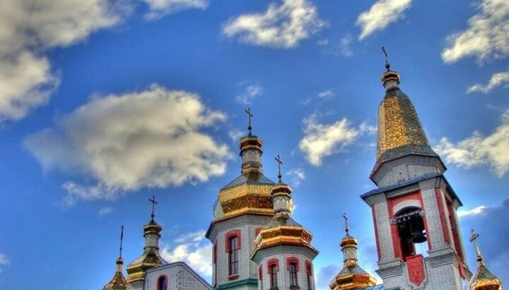 Officials in Brovary have transferred the UOC Transfiguration Monastery in Kniazhychi to the OCU. Photo: monasteries.org.ua