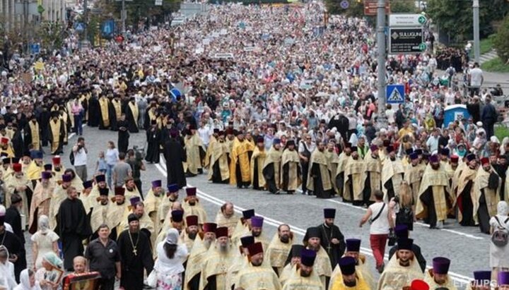 UOC has twice as many priests as OCU – Olena Bohdan