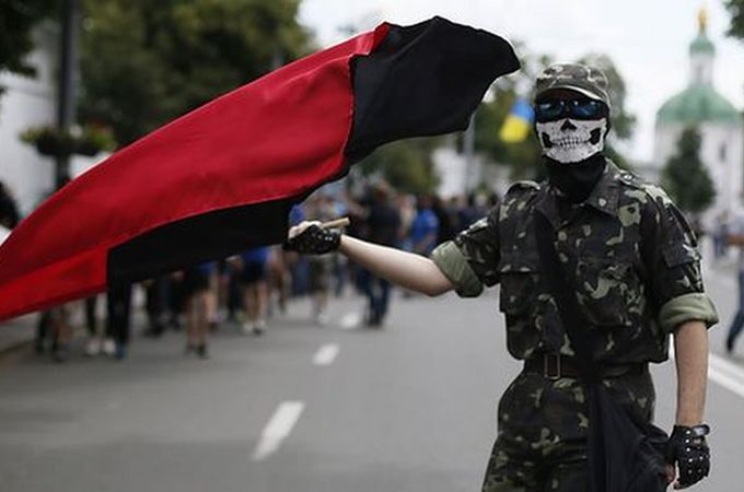 How "Right sector" Calls Pochayiv Lavra an Offender