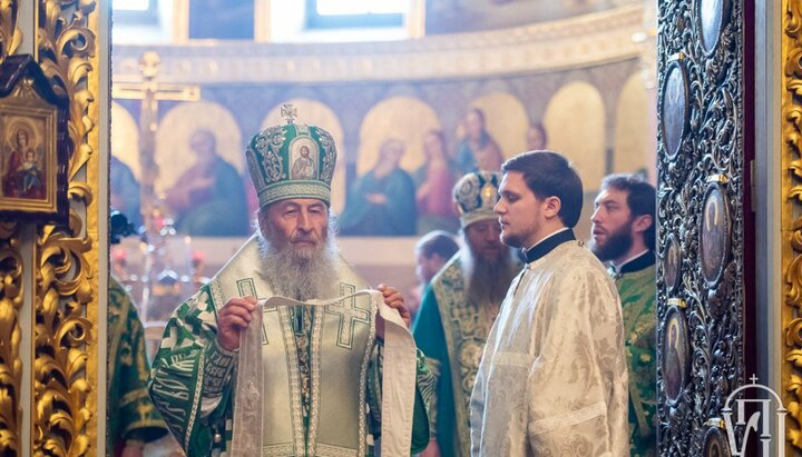 Предстоятель УПЦ возглавил литургию в Киево-Печерской лавре. Фото: news.church.ua