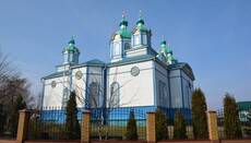 Під Києвом прихильники ПЦУ намагаються захопити храм УПЦ, – очевидці
