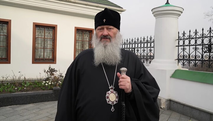 Наместник: Нам вручили новое письмо с требованием покинуть Лавру