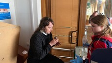 Правозащитнице Кохановской вызвали скорую  в Лавру из-за проблем с сердцем