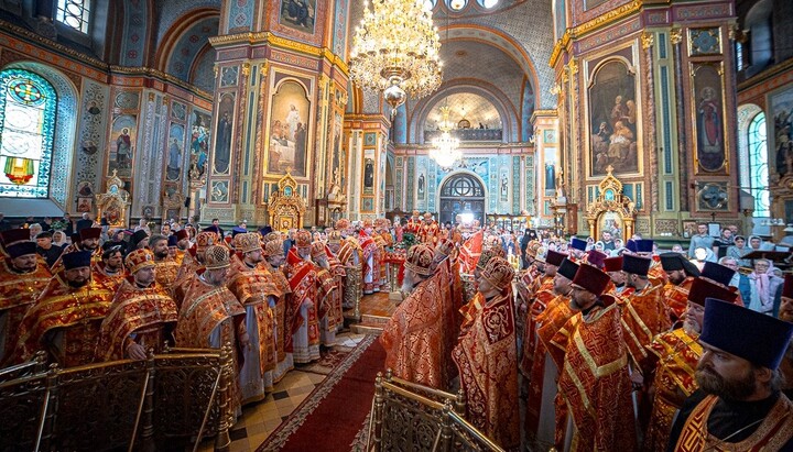 Праздничная литургия в харьковском Благовещенском соборе УПЦ. Фото: eparchia.kharkov.ua