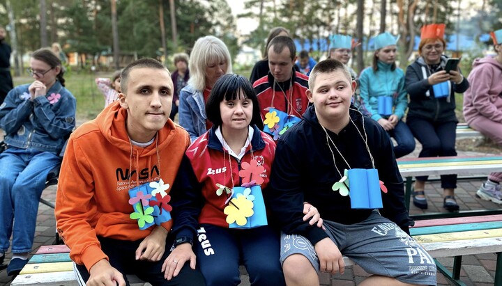 Відкриття нової зміни табору «Стежина добра». Фото: Facebook «Стежина добра»