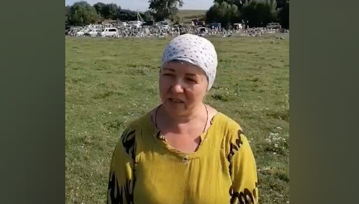 Участница крестного хода. Фото: СПЖ