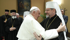 Pope assures Greek Catholics he is "with the Ukrainian people" in this war