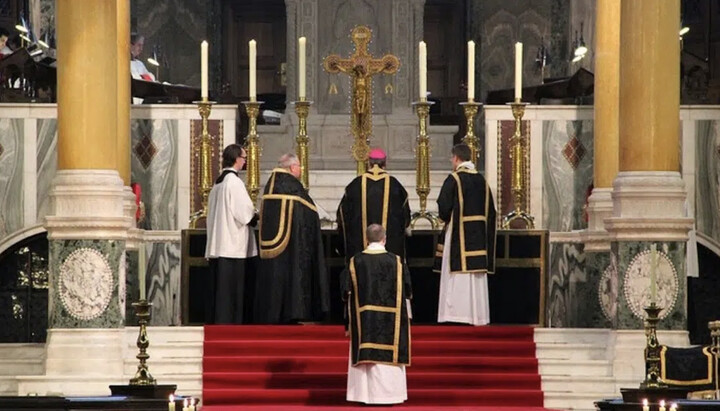 Месса в Вестминстерском аббатстве. Фото: infovaticana.com