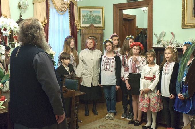 Children from the children’s home and social project "Father's House" congratulates Lavra superior on 55th anniversary