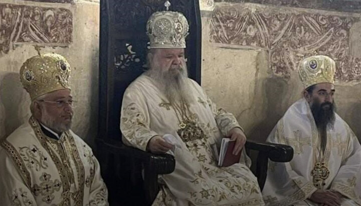 Слева - направо: митрополит Старозагорский БПЦ Киприан, Архиепископ Стефан, епископ Нишский СПЦ Арсений. Фото: religija.mk