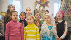 How to preserve a child's faith in a foreign land?