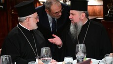 Στις ΗΠΑ, οι άρχοντες του Φαναρίου έκαναν πρόποση για τον Ντουμένκο, αποκαλώντας τον παράδειγμα πίστης