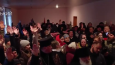 In Stari Broskivtsi, OCU activists attempt to transfer two UOC churches