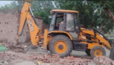 India demolishes mosques in border areas with Nepal