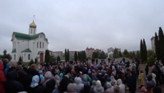 В Вараші «ревізійна комісія» ПЦУ знову не змогла потрапити в собор УПЦ