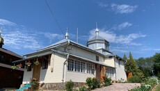 В Старих Бросківцях на Буковині прихильники ПЦУ захопили храм УПЦ