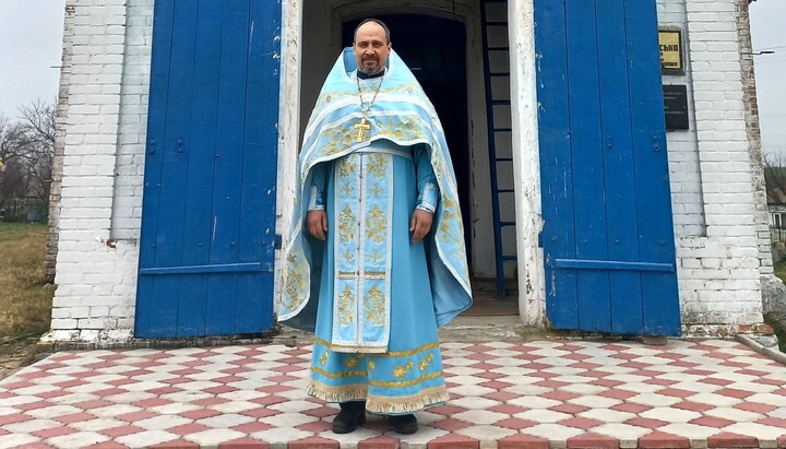 "Ιερέας" OCU Κοσιατσένκο. Φωτογραφία: Φέισμπουκ του Κοσιατσένκο