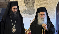 Ι.Σ. Εκκλησίας της Κύπρου έπαψε τον Μητροπολίτη Τυχικό από τη διοίκηση της Μητροπόλεως Πάφου
